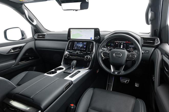 Chiếc Lexus LX 700h đầu tiên về Việt Nam: Bản hybrid mạnh nhất của LX, mạnh gần 460 mã, có gói thể thao phục vụ đại gia Việt - Ảnh 8.