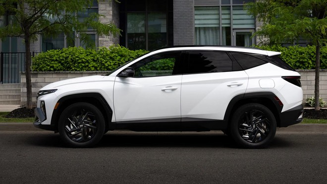 Hyundai Tucson lắp ráp ở Việt Nam được xuất ngoại, giá quy đổi dự kiến từ gần 900 triệu đồng - Ảnh 2.