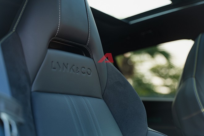 Chi tiết bản 'full' Lynk & Co 03 2026 tại VN: Gi&aacute; dự kiến 860 triệu, động cơ ngang ngửa Civic, d&ugrave;ng hộp số ly hợp k&eacute;p - Ảnh 20.