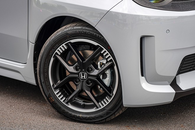 Mẫu xe điện Honda chất chơi cỡ nhỏ n&agrave;y đ&atilde; ra mắt 3 nước ĐN&Aacute;: B&aacute;n giới hạn, c&oacute; g&oacute;i thể thao, liệu c&oacute; về Việt Nam? - Ảnh 6.