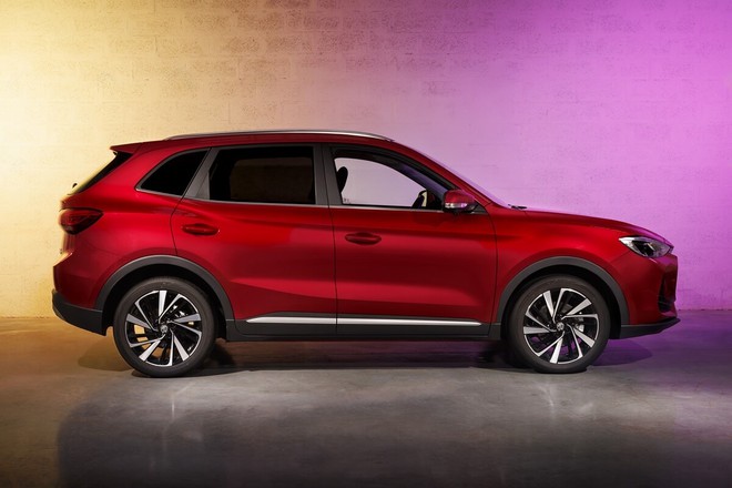 Soi MG ZS 2026 đ&atilde; về Việt Nam: M&acirc;m 18 inch, động cơ hybrid, c&oacute; ADAS cạnh tranh Xforce, Yaris Cross - Ảnh 7.