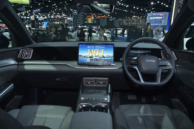 BYD Sealion 5 nhận cọc tại Việt Nam: Gi&aacute; dự kiến 800 triệu đồng, ngang cỡ CX-5, PHEV chạy 110km kh&ocirc;ng cần xăng - Ảnh 5.