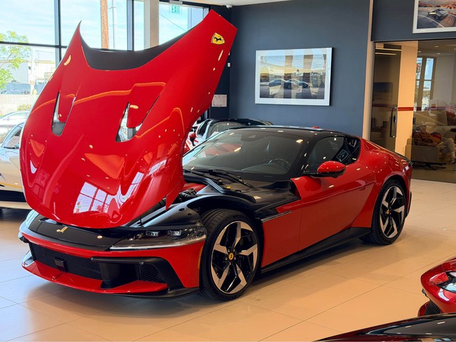 Ferrari 12Cilindri đầu ti&ecirc;n về Việt Nam: Gi&aacute; b&aacute;n l&agrave; ẩn số, t&ugrave;y chọn ghế carbon, d&ugrave;ng m&aacute;y V12 mạnh hơn 800 m&atilde; lực - Ảnh 8.
