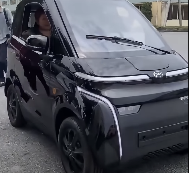Nano S05 - &Ocirc; t&ocirc; điện gi&aacute; dự kiến hơn 120 triệu đồng lộ diện thực tế tại Việt Nam, dễ th&agrave;nh h&agrave;ng 'hot' với chiều d&agrave;i hơn Honda SH chỉ 20cm, pin th&aacute;o rời - Ảnh 3.