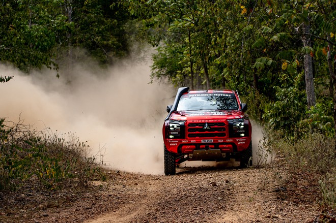 Mitsubishi Ralliart bảo vệ ng&ocirc;i vương AXCR, Triton v&ocirc; địch 2 năm li&ecirc;n tiếp - Ảnh 11.