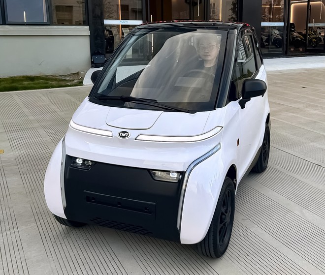 Nano S05 - &Ocirc; t&ocirc; điện gi&aacute; dự kiến hơn 120 triệu đồng lộ diện thực tế tại Việt Nam, dễ th&agrave;nh h&agrave;ng 'hot' với chiều d&agrave;i hơn Honda SH chỉ 20cm, pin th&aacute;o rời - Ảnh 12.