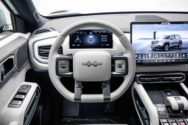 SUV mới ngang cỡ Mazda CX-5 đăng k&yacute; ở Việt Nam: Gi&aacute; quy đổi từ 560 triệu đồng, sạc 9 ph&uacute;t gần đầy pin, chạy 620km/sạc, flycam t&iacute;ch hợp tr&ecirc;n n&oacute;c - Ảnh 12.