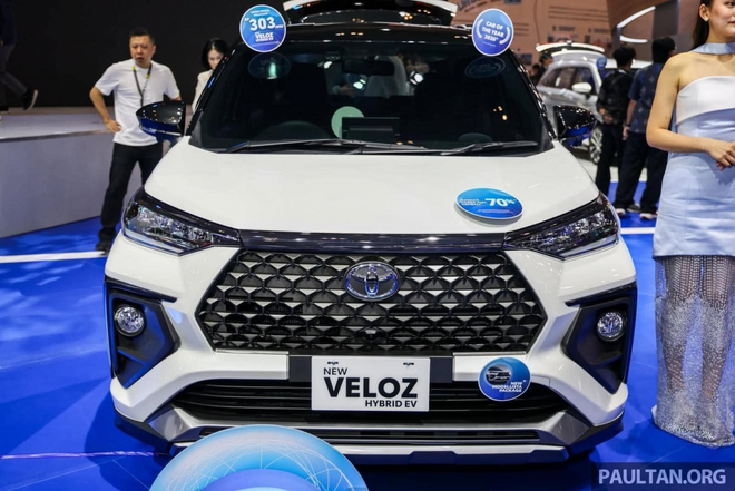 Khám phá Toyota Veloz Hybrid vừa ra mắt tại Indonesia, chờ ngày về Việt Nam - Ảnh 3.