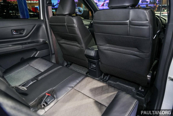 Khám phá Toyota Veloz Hybrid vừa ra mắt tại Indonesia, chờ ngày về Việt Nam - Ảnh 7.