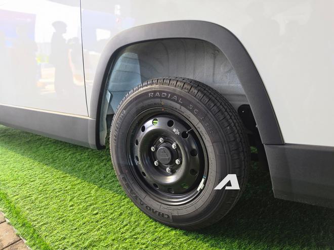 Xem trước Foton eView Connect sắp bán tại Việt Nam: Xe van điện mạnh gần 170 mã lực, sạc đầy đi 270 km, trang bị cần số như Mercedes - Ảnh 6.