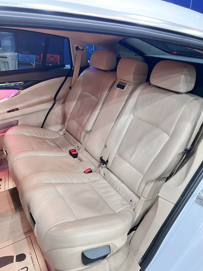 H&agrave;ng hiếm BMW 528i GT rao b&aacute;n chỉ 600 triệu, nhưng người b&aacute;n khẳng định 'kh&ocirc;ng kh&aacute;c g&igrave; xe 2-3 tỷ' nhờ 1 chi tiết kh&ocirc;ng giống ai - Ảnh 4.