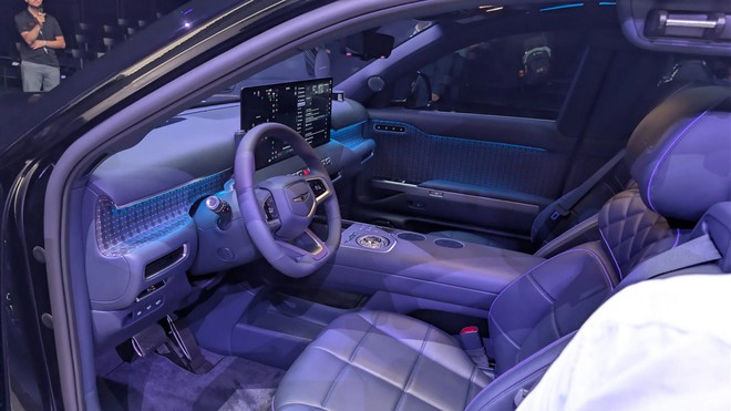 Chi tiết Genesis GV90 mới ra mắt: SUV điện cỡ lớn c&oacute; cửa mở kiểu Rolls-Royce, c&ocirc;ng suất 657 m&atilde; lực, gi&aacute; b&aacute;n vẫn l&agrave; ẩn số - Ảnh 27.
