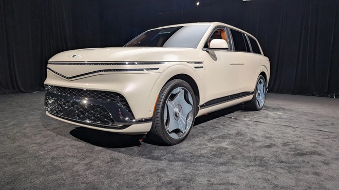 Chi tiết Genesis GV90 mới ra mắt: SUV điện cỡ lớn c&oacute; cửa mở kiểu Rolls-Royce, c&ocirc;ng suất 657 m&atilde; lực, gi&aacute; b&aacute;n vẫn l&agrave; ẩn số - Ảnh 16.