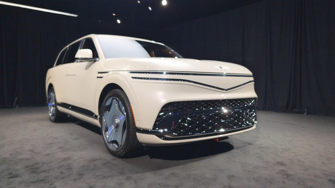 Chi tiết Genesis GV90 mới ra mắt: SUV điện cỡ lớn c&oacute; cửa mở kiểu Rolls-Royce, c&ocirc;ng suất 657 m&atilde; lực, gi&aacute; b&aacute;n vẫn l&agrave; ẩn số - Ảnh 22.