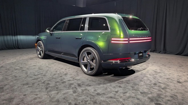 Chi tiết Genesis GV90 mới ra mắt: SUV điện cỡ lớn c&oacute; cửa mở kiểu Rolls-Royce, c&ocirc;ng suất 657 m&atilde; lực, gi&aacute; b&aacute;n vẫn l&agrave; ẩn số - Ảnh 15.