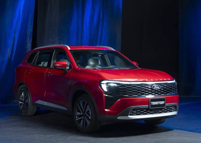 SUV &aacute;p đảo Top 5 Xe gia đ&igrave;nh 600 triệu - 1 tỷ đồng tại CCA 2026: HR-V &lsquo;chung m&acirc;m&rsquo; c&aacute;c xe tr&ecirc;n ph&acirc;n kh&uacute;c, Innova Cross l&agrave; MPV hiếm hoi - Ảnh 13.