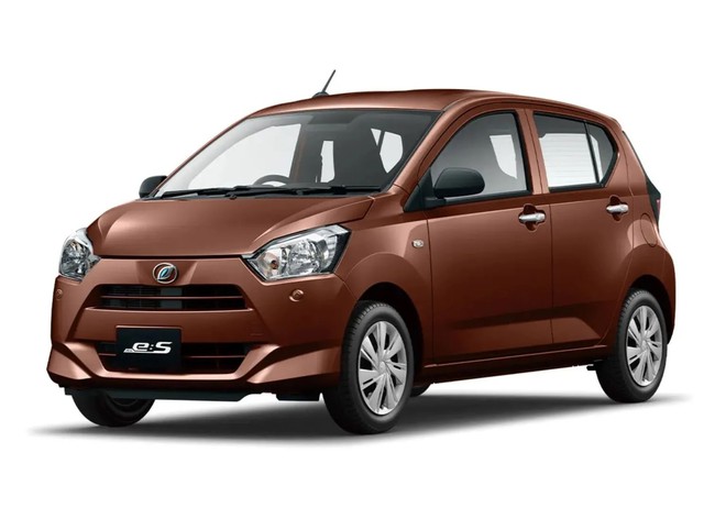H&atilde;ng con Toyota l&agrave;m xe nhỏ gi&aacute; quy đổi chỉ 180 triệu đồng: Kh&ocirc;ng cần hybrid vẫn chỉ &lsquo;ăn&rsquo; 3,7L/100km, c&oacute; 4WD, ADAS kh&ocirc;ng k&eacute;m SUV cao cấp - Ảnh 3.