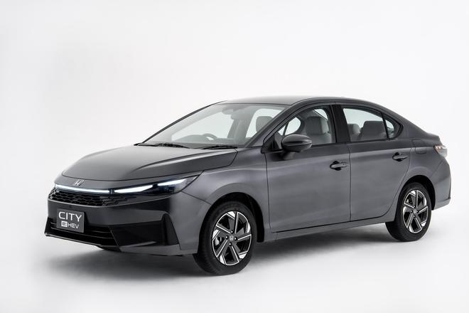 Honda City 2026 lộ nhiều chi tiết ở Việt Nam: Mặt trước kh&aacute;c biệt rất lớn, dễ th&ecirc;m m&agrave;n h&igrave;nh to, c&oacute; hybrid sẽ l&agrave;m kh&oacute; Vios, Accent - Ảnh 5.