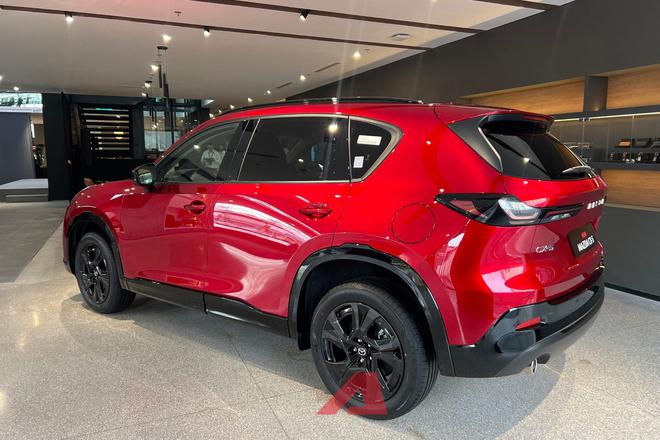 Mazda CX-5 xả kho giảm gi&aacute; tới 107 triệu đồng tại đại l&yacute;, bản cao gi&aacute; xuống &aacute;p s&aacute;t Toyota Yaris Cross - Ảnh 2.
