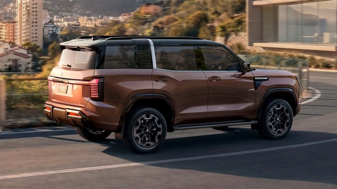 Ra mắt chưa lâu, Mitsubishi Pajero thế hệ mới được bổ sung tính năng an toàn - Ảnh 4.
