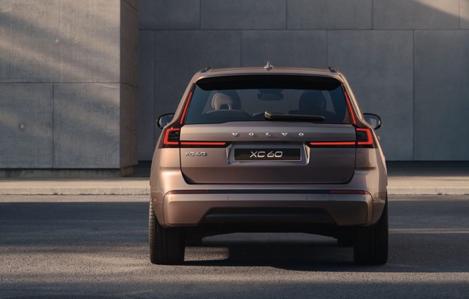 Volvo XC60 nâng cấp lớn: Đèn mới, thêm tính năng ADAS, chạy 126km không cần xăng - Ảnh 6.