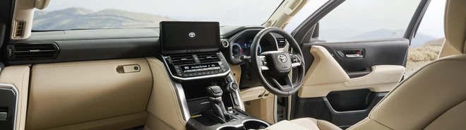 Toyota Land Cruiser 2026 ra mắt với g&oacute;i ngoại thất hầm hố, treo th&iacute;ch ứng, bỏ m&aacute;y xăng, d&ugrave;ng loại hybrid giống bản vừa b&aacute;n ở Việt Nam - Ảnh 12.