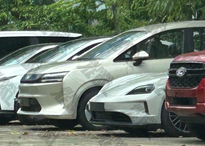 MPV cửa l&ugrave;a Wuling Darion lộ diện tại Việt Nam: Dự kiến dưới 800 triệu, to hơn Innova Cross, cửa l&ugrave;a như Carnival, c&oacute; cả PHEV lẫn thuần điện - Ảnh 2.