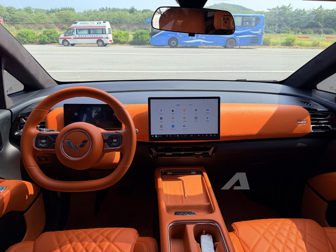 Cận cảnh Wuling Darion v&agrave;o Việt Nam ngay cuối năm nay: Gi&aacute; dự kiến từ hơn 700 triệu, chạy tới 500km/sạc, cửa l&ugrave;a như Carnival - Ảnh 8.
