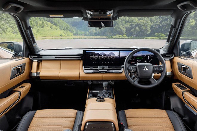 Mitsubishi Pajero thế hệ mới ra mắt: Khung gầm rời, 2 màn lớn, máy dầu 2.4L, có thể thêm hybrid cạnh tranh Land Cruiser, lắp ở gần Việt Nam - Ảnh 8.