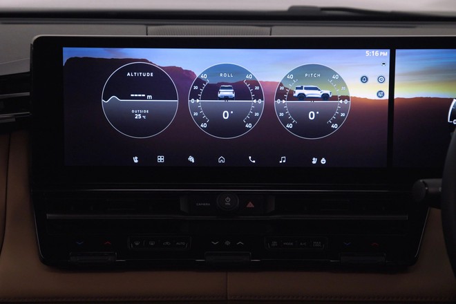 Mitsubishi Pajero thế hệ mới ra mắt: Khung gầm rời, 2 màn lớn, máy dầu 2.4L, có thể thêm hybrid cạnh tranh Land Cruiser, lắp ở gần Việt Nam - Ảnh 10.