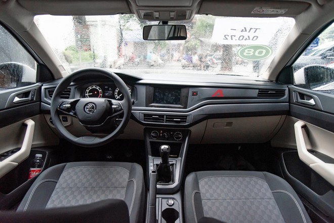Skoda Slavia giảm gi&aacute; 'kịch s&agrave;n' c&ograve;n 380 triệu đồng tại đại l&yacute;: Xe ch&acirc;u &Acirc;u rẻ hơn cả Vios, Accent - Ảnh 14.