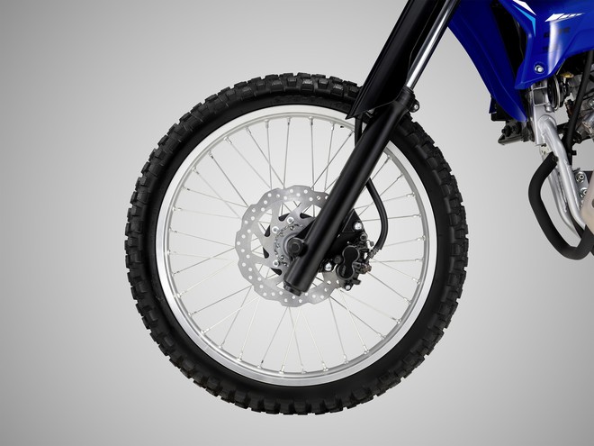 Yamaha WR155R mới ra mắt Việt Nam: Giá 79 triệu đồng, mâm tới 21 inch, lốp gai, 2 phanh đĩa, phuộc KYB cho dân chơi địa hình - Ảnh 2.