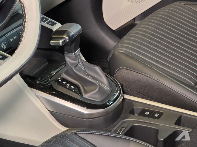 Xem thực tế Kia Carens Clavis tại Việt Nam: Thiết kế bắt mắt hơn, c&oacute; phanh điện tử, cửa n&oacute;c, ADAS, cạnh tranh Xpander, BR-V - Ảnh 19.