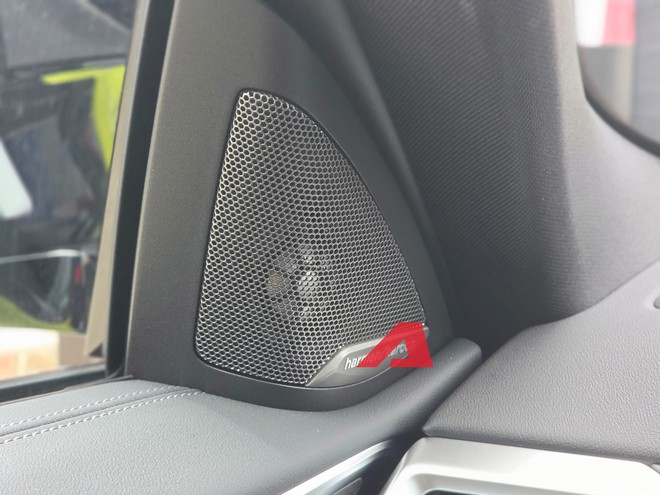 Ngắm BMW M4 giá từ 5,599 tỷ tại Việt Nam: Nóc carbon siêu nhẹ, có chế độ riêng cho chạy track, tăng tốc 0-100 km/h trong 3,5 giây - Ảnh 13.