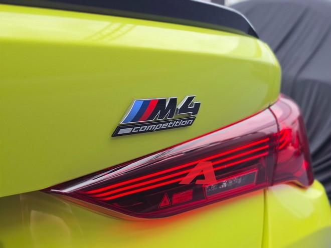 Ngắm BMW M4 giá từ 5,599 tỷ tại Việt Nam: Nóc carbon siêu nhẹ, có chế độ riêng cho chạy track, tăng tốc 0-100 km/h trong 3,5 giây - Ảnh 7.