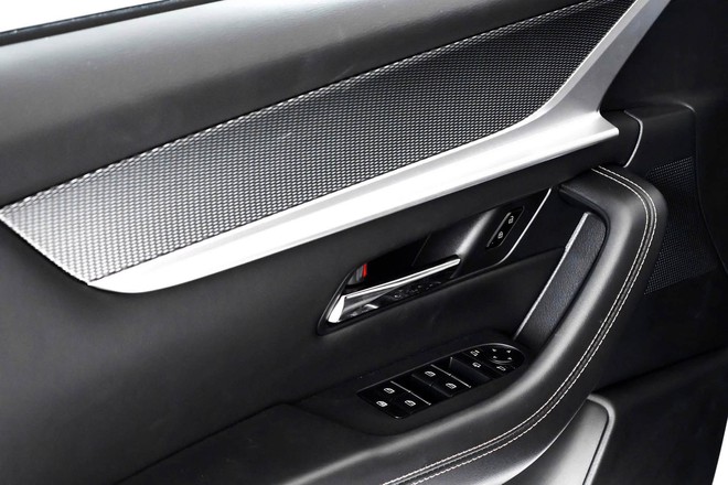 Mazda CX-90 giảm gi&aacute; hơn 80 triệu tại đại l&yacute;: Bản PHEV c&ograve;n 2,218 tỷ đồng, tăng sức cạnh tranh Palisade, Teramont - Ảnh 4.