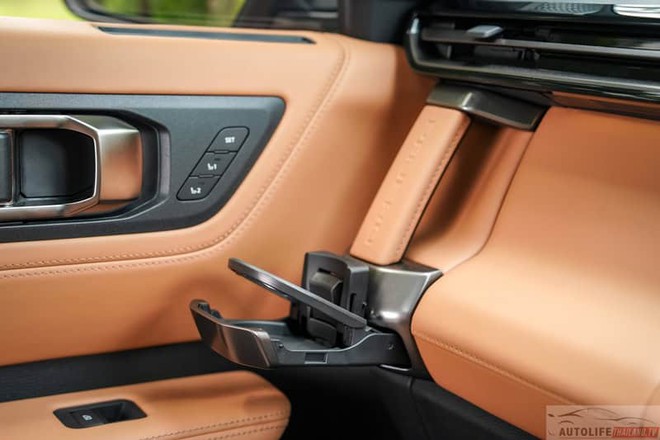 Mitsubishi Pajero thế hệ mới chốt ng&agrave;y ra mắt ĐN&Aacute;: 3 phi&ecirc;n bản gi&aacute; quy đổi từ 1,2 tỷ, m&aacute;y dầu hơn 200m&atilde; lực, tham vọng đấu Everest - Ảnh 31.