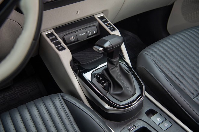 Đại lý báo Kia Carens Clavis giá dự kiến từ 639 triệu đồng tại Việt Nam, 2 bản, khác biệt lớn ở ADAS - Ảnh 9.