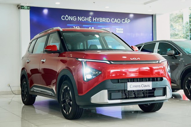 Đại lý báo Kia Carens Clavis giá dự kiến từ 639 triệu đồng tại Việt Nam, 2 bản, khác biệt lớn ở ADAS - Ảnh 3.
