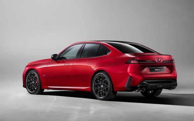 BMW 3 Series thế hệ mới ra mắt: Thiết kế giống hệt xe điện nhưng khác nền tảng, cặp màn hình siêu lớn, có thể biến từ AWD thành cầu sau - Ảnh 13.