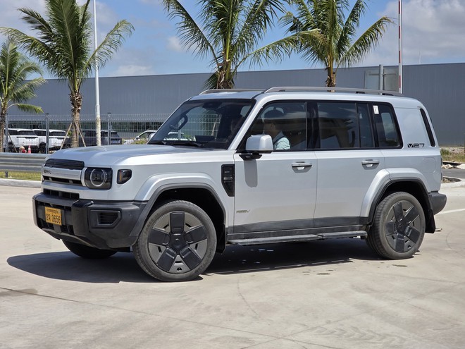 Xem thực tế iCaur V27 tại Việt Nam: REEV mạnh gần 450hp, AWD, dáng hầm hố như Land Cruiser - Ảnh 13.