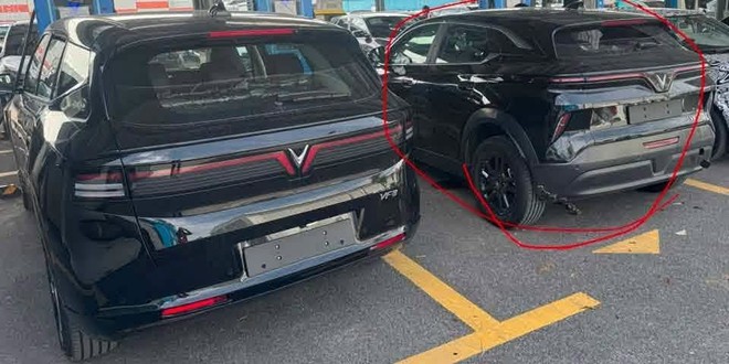 VinFast VF 6 facelift lộ diện kh&ocirc;ng nguỵ trang: Thiết kế tinh chỉnh nhẹ, dễ d&ugrave;ng tay nắm cửa phẳng như VF 8 - Ảnh 1.