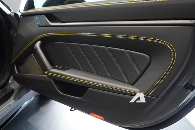 Ngắm Porsche 911 Turbo S thế hệ mới đầu ti&ecirc;n tại Việt Nam, d&agrave;n 'option' đủ mua 1 chiếc Civic - Ảnh 12.