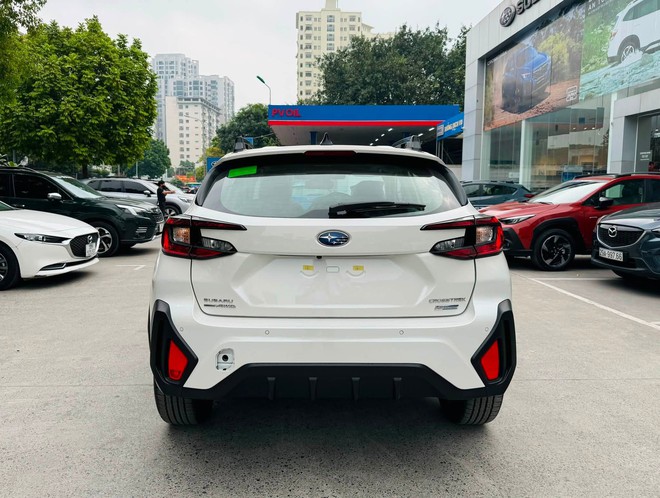 Gi&aacute; Subaru Crosstrek chạm &lsquo;đ&aacute;y&rsquo;: Giảm cao nhất 329 triệu đồng, bản ti&ecirc;u chuẩn rẻ ngang Corolla Cross - Ảnh 10.
