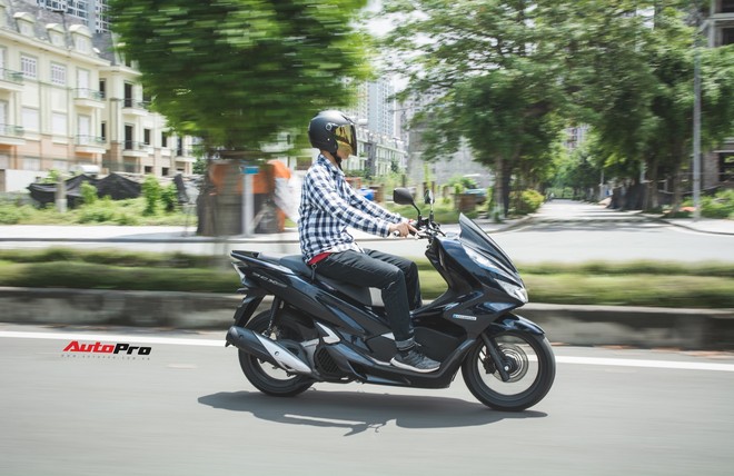 Nh Gi Honda Pcx Hybrid Gi Tri U Ng C H I N O Cho K Ti N Phong