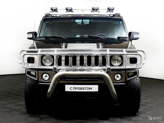 Hummer H2 boc thep 6 banh duoc rao ban voi gia re khong tuong