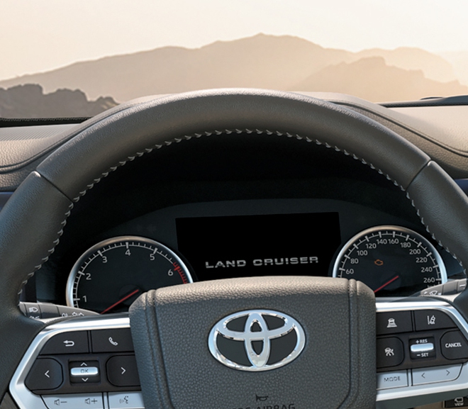 Toyota Land Cruiser 2022 ra mắt thị trường Việt với giá bán từ 4,06 tỷ đồng