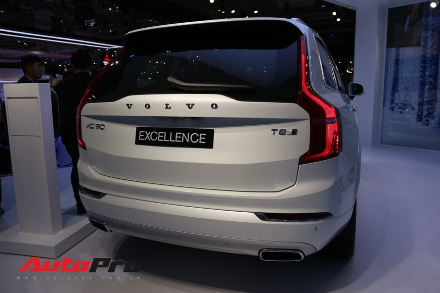 Soi chi tiết Volvo XC90 Excellence: SUV sang siêu an toàn cho ông chủ - Ảnh 5. Soi chi tiết Volvo XC90 Excellence: SUV sang siêu an toàn cho ông chủ - Ảnh 5.