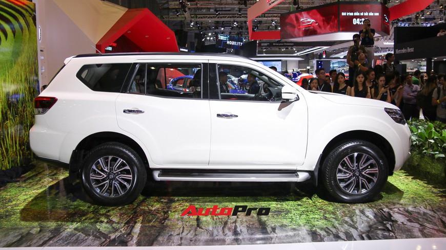 Cận cảnh Nissan Terra - SUV 7 chỗ tham vọng soán ngôi Toyota Fortuner tại Triển lãm Ô tô Việt Nam 2018