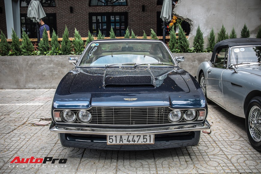 Xế cổ Aston Martin DBS 50 tuổi trông như mới của dân chơi Sài thành - Ảnh 1. Xế cổ Aston Martin DBS 50 tuổi trông như mới của dân chơi Sài thành - Ảnh 1.